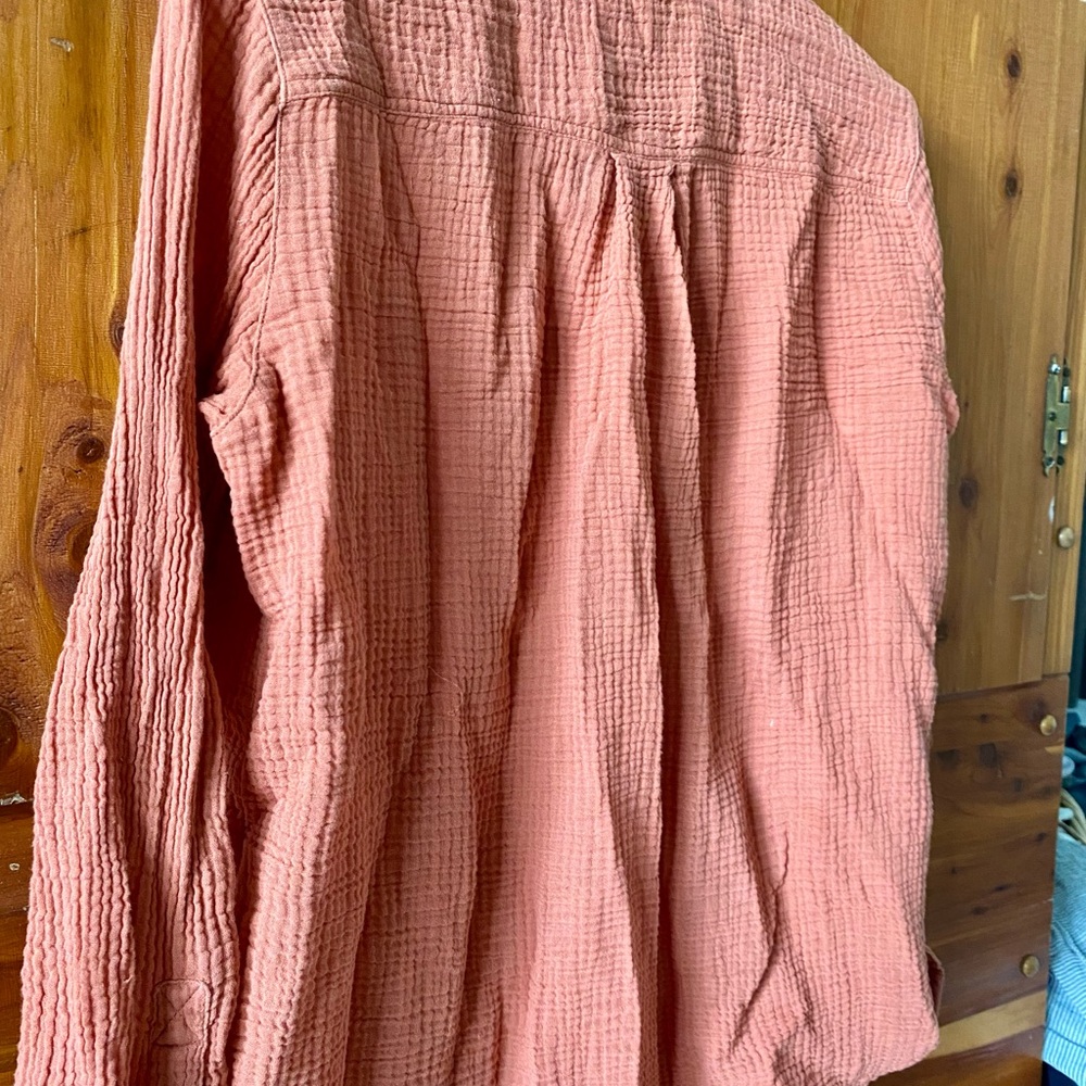 Outerknown Organic Cotton Muslin Button Down Xs - image 5
